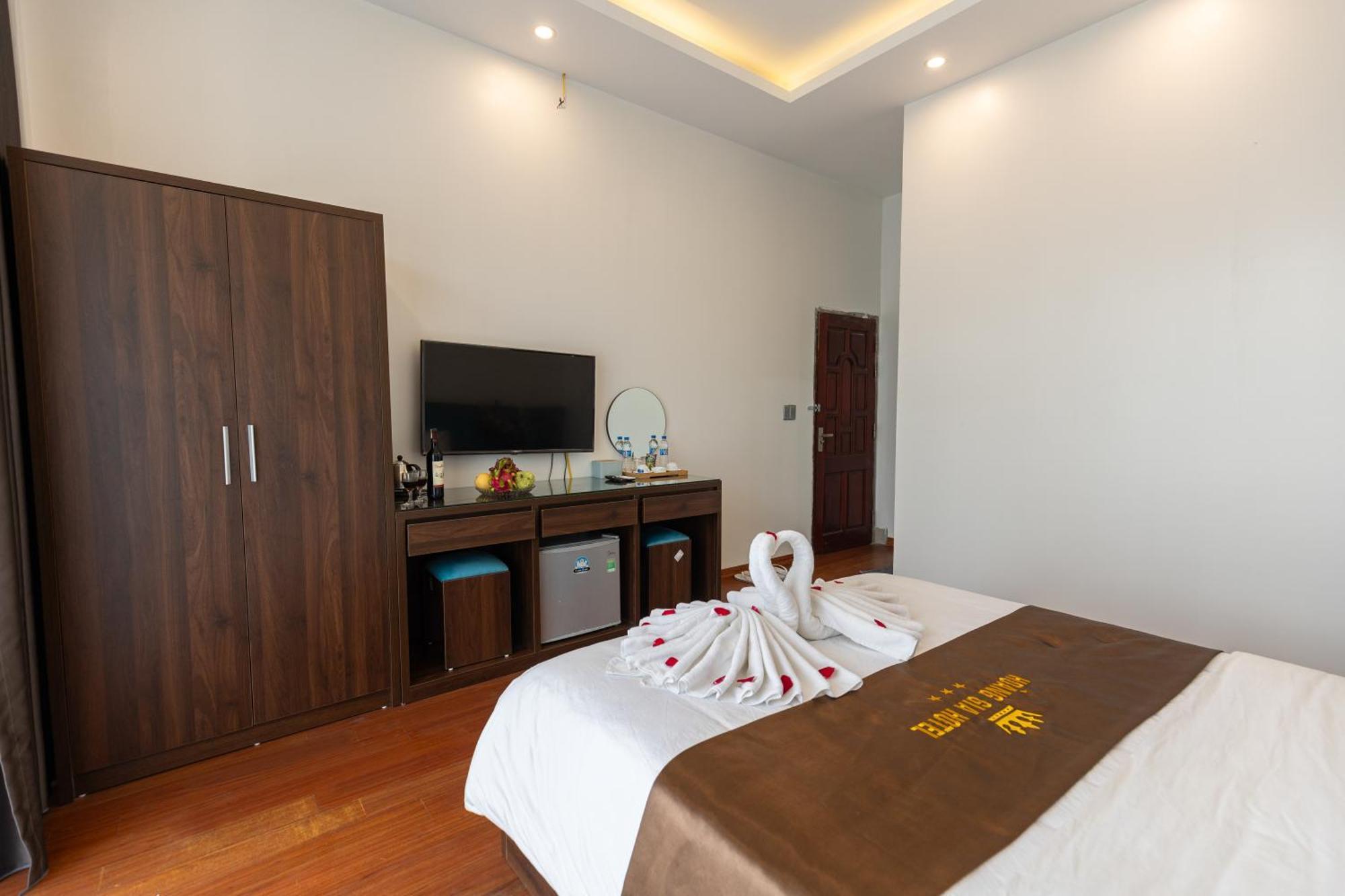 Hoang Gia Hotel Dong Anh Eksteriør billede
